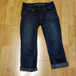 AEO Artist Crop darkwash cropped jeans 0R